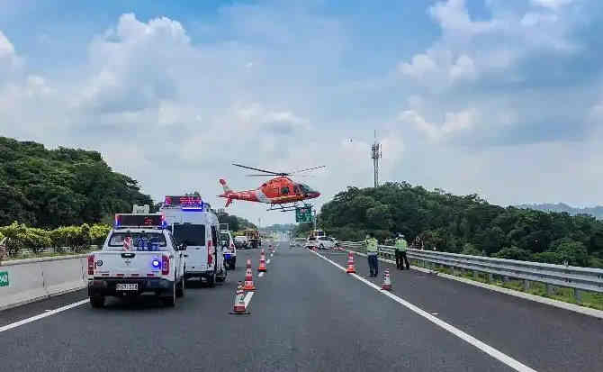 嘉祥高速公路汽车救援案例
